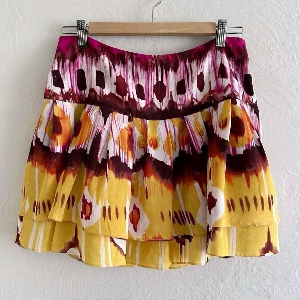 BEBE Colorful Abstract Tiered Mini Skirt Size M